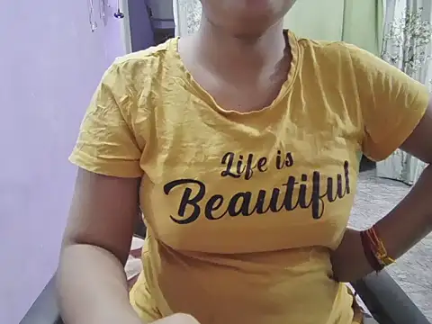 Naina 007 online show from September 23, 2025, 5:38 pm