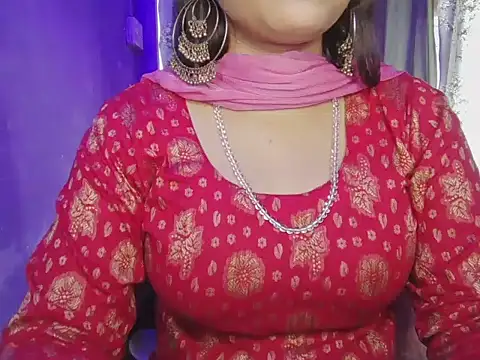 Naina 007 online show from October 10, 2025, 6:45 am