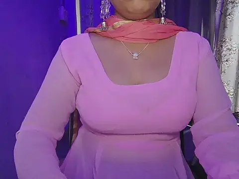 Naina 007 online show from October 28, 2025, 10:19 am