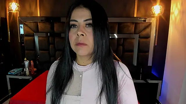 Aniajoness  online show from September 25, 2025, 4:16 am