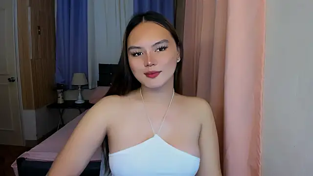 ameliamaureen online show from May 13, 2026, 4:15 pm