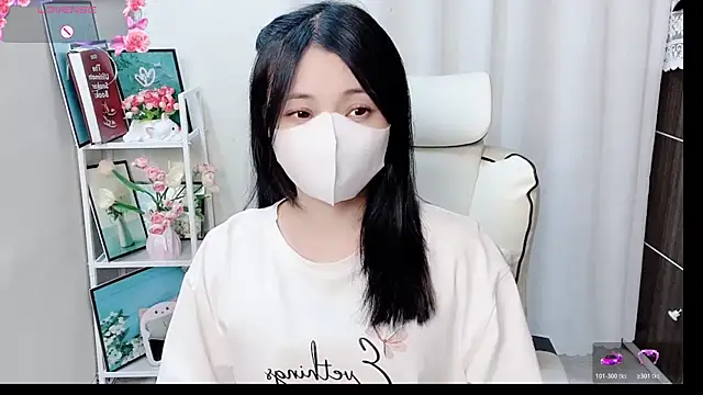 phuongnhi  online show from June 28, 2026, 12:11 pm