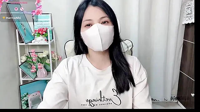 phuongnhi  online show from July 19, 2026, 1:59 pm