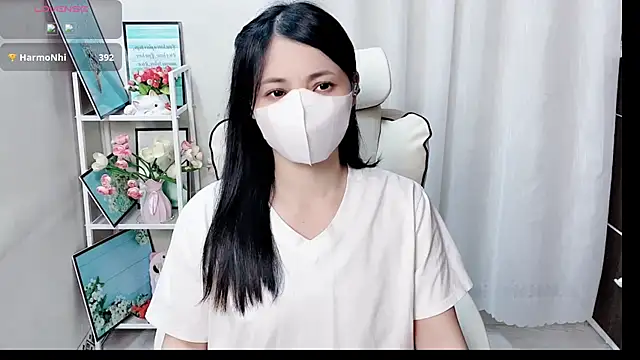 phuongnhi  online show from July 28, 2026, 12:48 pm