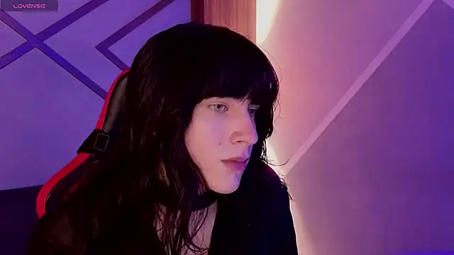 Snapshot of devils_cry chatting on October 24, 2025, 3:58 am devils cry online show from October 24, 2025, 3:58 am