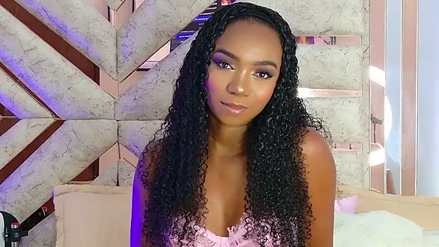 Snapshot of Tessa_Owenss chatting on April 23, 2026, 11:18 pm Tessa Owenss online show from April 23, 2026, 11:18 pm