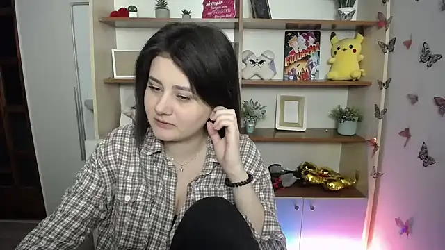 Katrin kiss  online show from May 7, 2026, 11:59 am