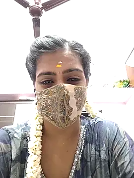 Tamil-Meenu12 online show from May 4, 2026, 7:48 am