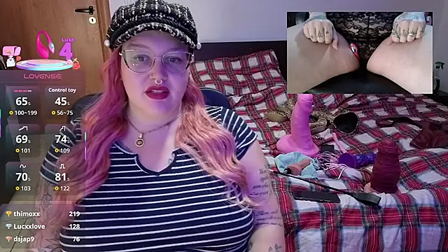 Snapshot of AlyssaWonderland chatting on December 13, 2025, 7:53 pm AlyssaWonderland online show from December 13, 2025, 7:53 pm