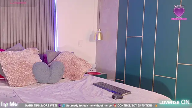 DollyBrowncc online show from May 6, 2026, 3:24 am
