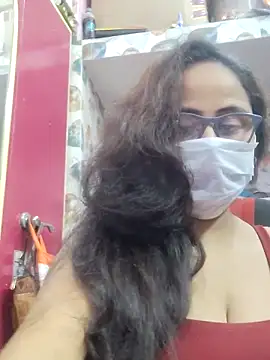 nisha 1110 online show from September 21, 2025, 6:09 pm