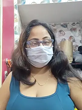 nisha 1110 online show from December 4, 2025, 1:53 pm