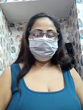 nisha 1110 online show from December 20, 2025, 2:35 pm