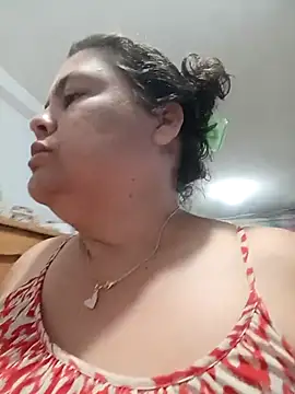 Snapshot of yaneth_ chatting on October 3, 2025, 11:35 pm yaneth  online show from October 3, 2025, 11:35 pm