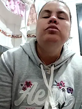 Snapshot of yaneth_ chatting on October 19, 2025, 11:16 pm yaneth  online show from October 19, 2025, 11:16 pm