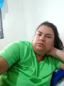 yaneth  online show from November 26, 2025, 11:44 am