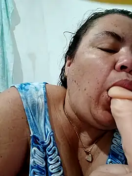 yaneth  online show from January 11, 2026, 10:20 am