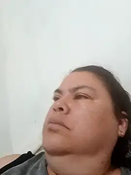 yaneth  online show from January 19, 2026, 10:19 am