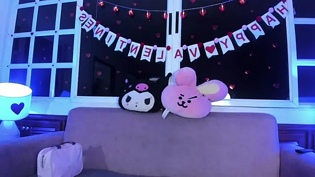 harimoon1 online show from February 13, 2026, 3:24 am