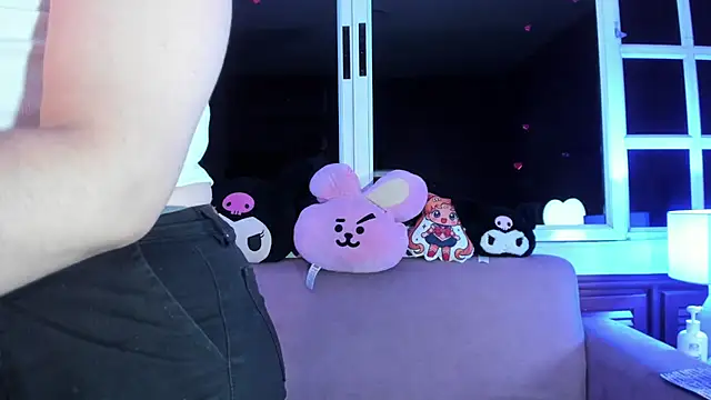 harimoon1 online show from March 17, 2026, 3:22 am