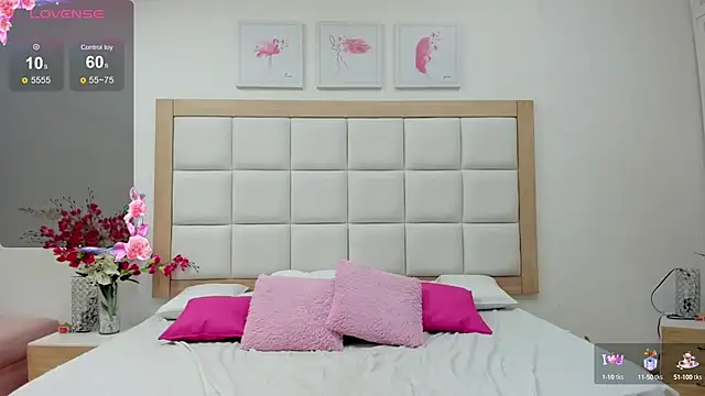 MiaBlakeee online show from October 2, 2025, 8:38 pm