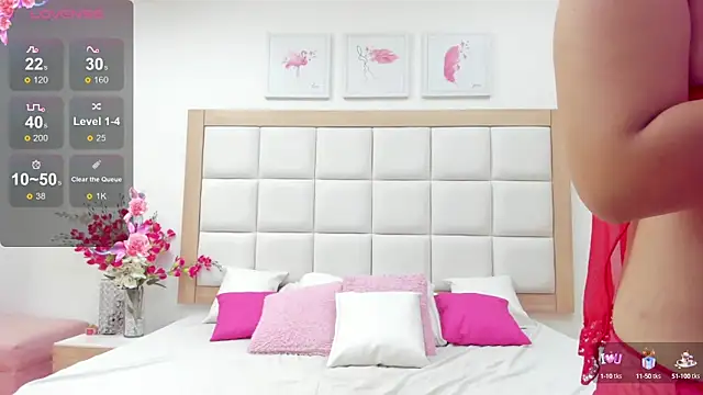 MiaBlakeee online show from October 7, 2025, 8:06 pm