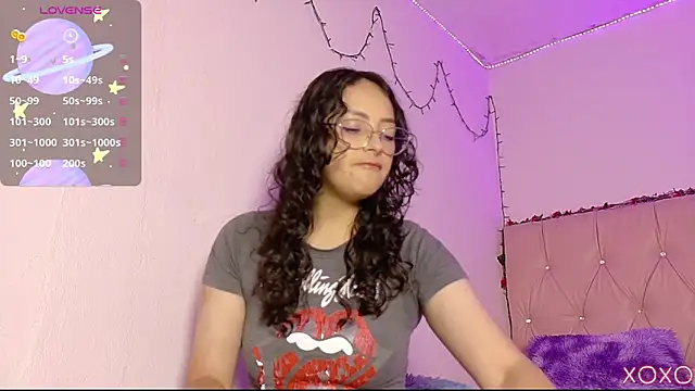 manumeow1 online show from March 27, 2026, 11:26 pm