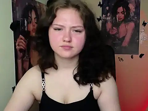 LadyAlice  online show from May 16, 2026, 6:54 am