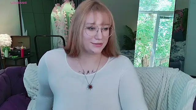 Morvelyn online show from July 28, 2026, 11:17 am