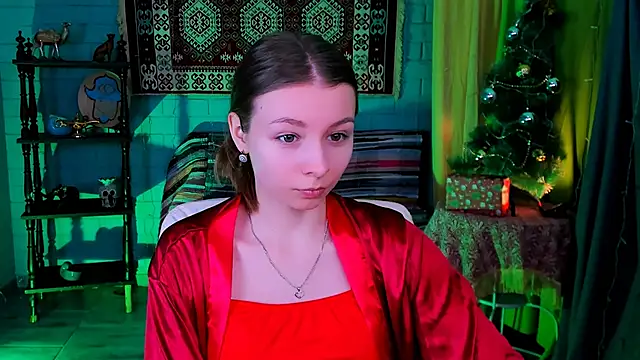 JulieDaniel online show from December 15, 2025, 8:18 am