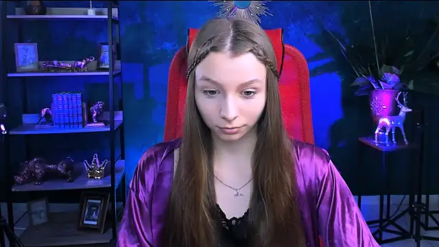 JulieDaniel online show from May 5, 2026, 4:20 am
