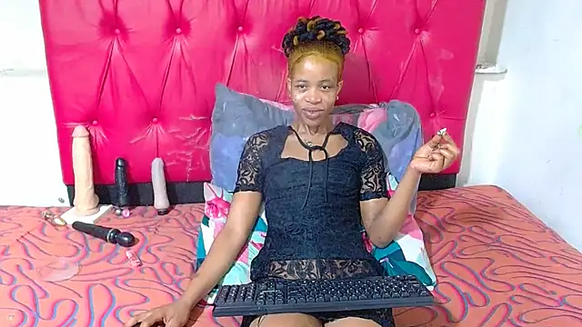 Snapshot of SexyChantyBabe25 chatting on March 12, 2026, 8:37 pm SexyChantyBabe25 online show from March 12, 2026, 8:37 pm