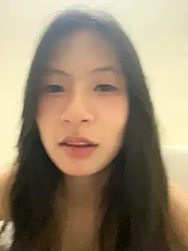 Snapshot of Lil-Gi chatting on September 20, 2025, 4:46 am Lil-Gi online show from September 20, 2025, 4:46 am