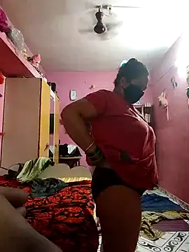 biggbobbsgirl online show from May 8, 2026, 2:28 am