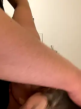 chloedlm5 online show from October 14, 2025, 8:31 pm