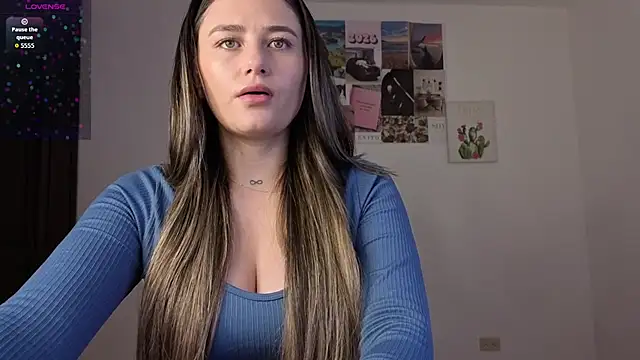 Veronika  Winslow  online show from June 2, 2026, 5:20 am
