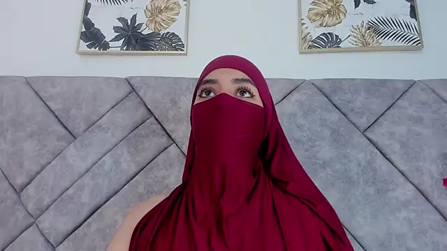 Snapshot of nayiraa_ chatting on March 14, 2026, 6:46 pm nayiraa online show from March 14, 2026, 6:46 pm