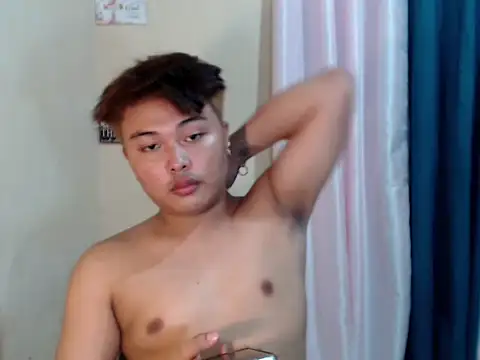 Lustfulljohnx online show from May 3, 2026, 9:26 am
