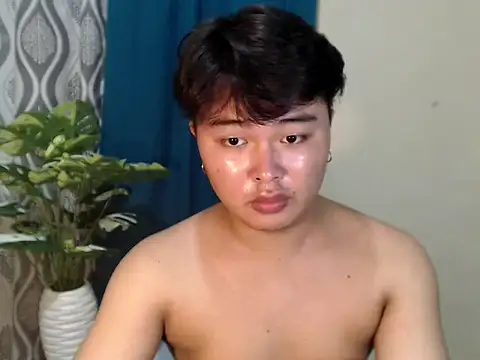 Snapshot of Lustfulljohnx chatting on July 22, 2026, 2:20 pm Lustfulljohnx online show from July 22, 2026, 2:20 pm
