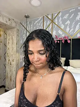 LisaMendez online show from May 7, 2026, 11:10 pm
