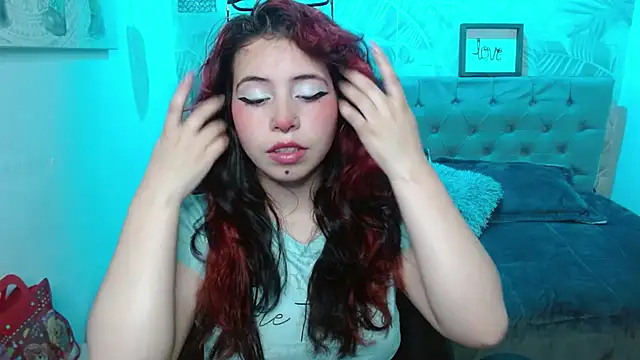 Snapshot of Lily_tk chatting on October 1, 2025, 3:12 am Lily tk online show from October 1, 2025, 3:12 am