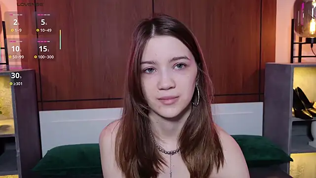Alison kisss online show from June 17, 2026, 7:15 pm