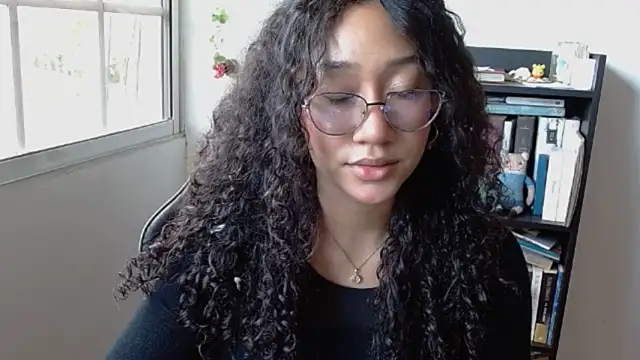 Snapshot of clitia_xx chatting on February 2, 2026, 6:50 pm clitia xx online show from February 2, 2026, 6:50 pm