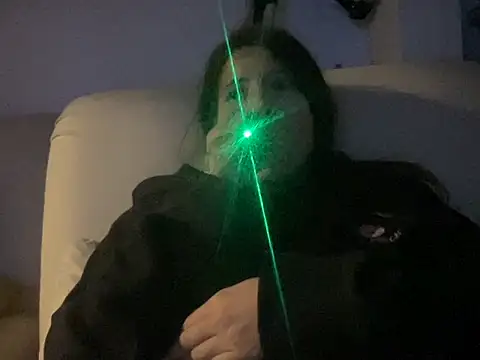 dddasani online show from December 17, 2025, 1:00 am