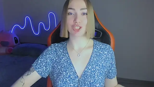 LaraKrein lk online show from November 29, 2025, 2:42 pm