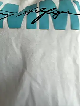 sharon-Hanna online show from September 24, 2025, 3:32 am