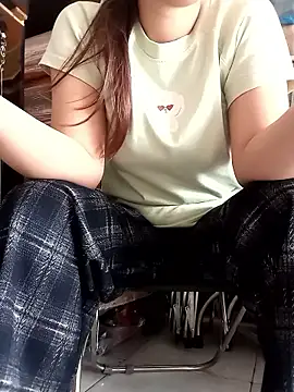 sharon-Hanna online show from October 12, 2025, 2:43 am