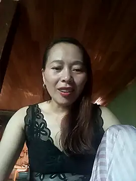 Snapshot of Bianly chatting on October 13, 2025, 12:21 am Bianly online show from October 13, 2025, 12:21 am