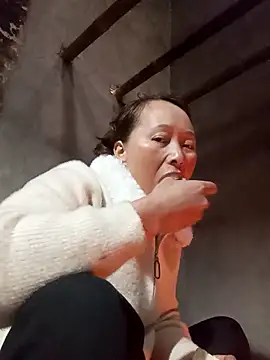 Snapshot of Bianly chatting on March 15, 2026, 6:30 am Bianly online show from March 15, 2026, 6:30 am