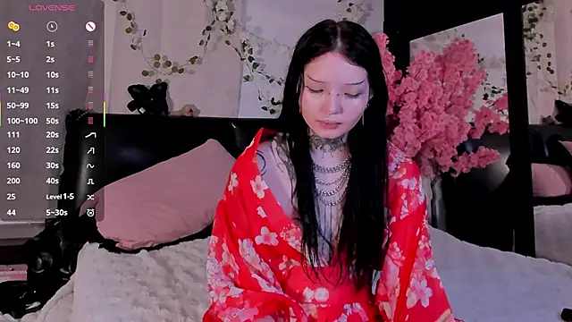 Lein Bone online show from October 16, 2025, 12:22 am